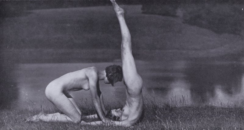 The Body Beautiful, Physical Culture for Women (foto a p/b) de Photographer German