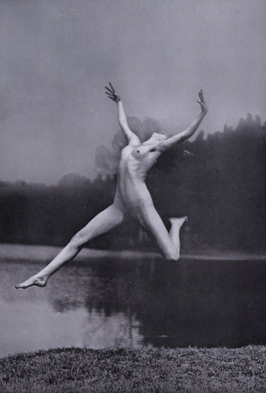 The Body Beautiful, Physical Culture for Women (foto a p/b) de Photographer German