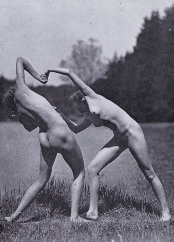 The Body Beautiful, Physical Culture for Women (foto a p/b) de Photographer German