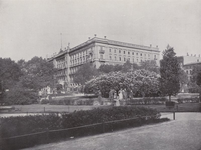 Wilhelms-Platz (foto a p/b) de Photographer German