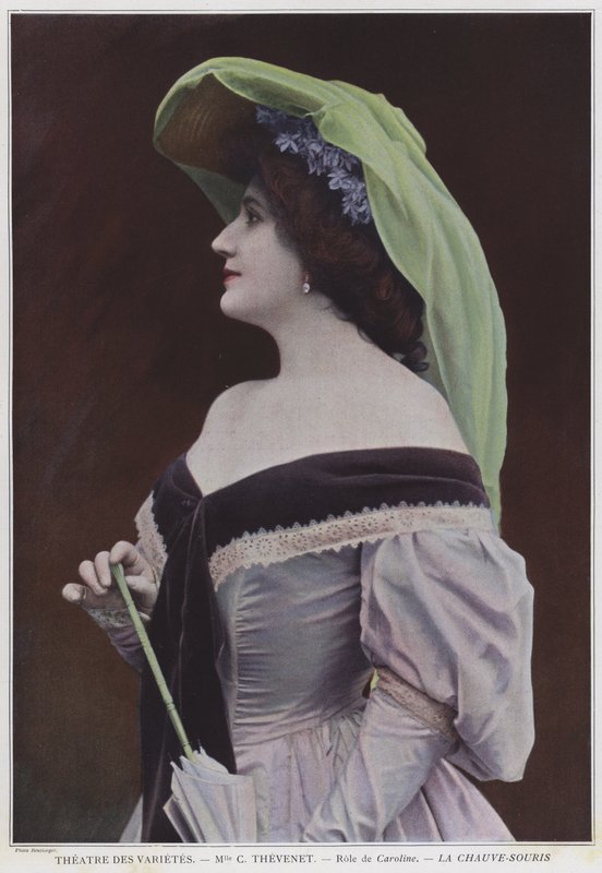 Miss Thevenet como Caroline no The Bat (foto colorida) de Reutlinger Studio