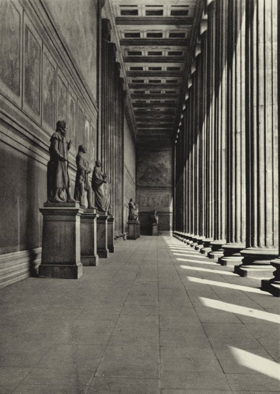 Berlim: Museu Altes; O Museu Antigo (foto a p/b) de Sasha Stone