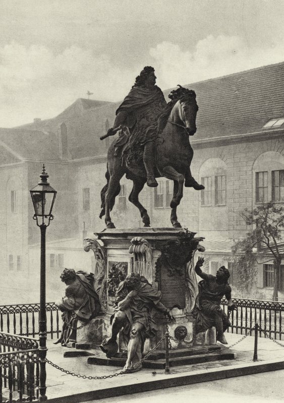 Berlim: Der Grosse Kurfurst; Monumento do Grande Eleitor (foto a p/b) de Sasha Stone