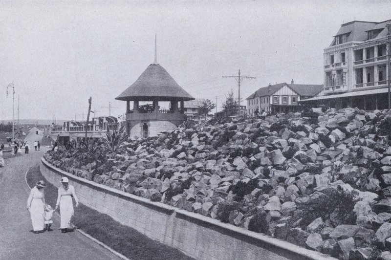 Rockery on the Beach, Durban (foto a p/b) de South African Photographer