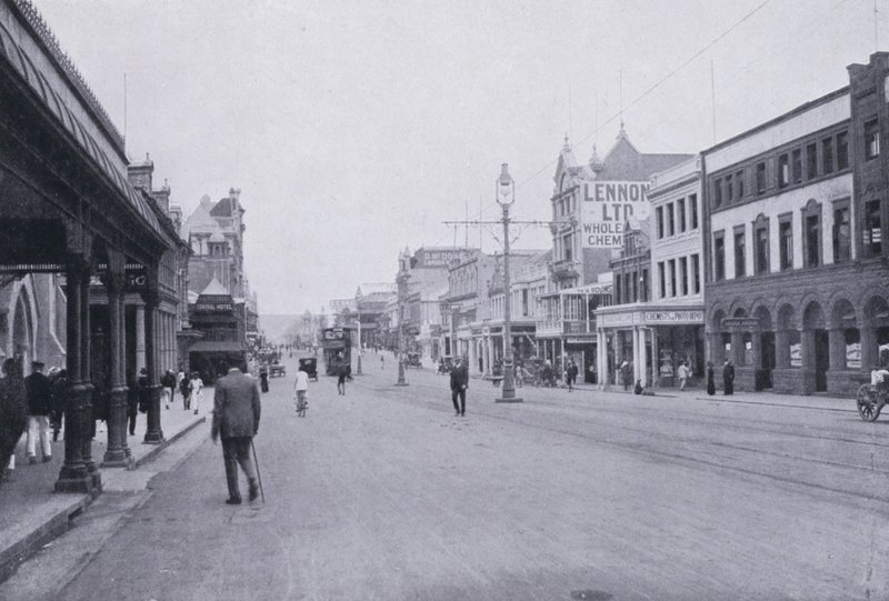 West Street, Durban (foto a p/b) de South African Photographer