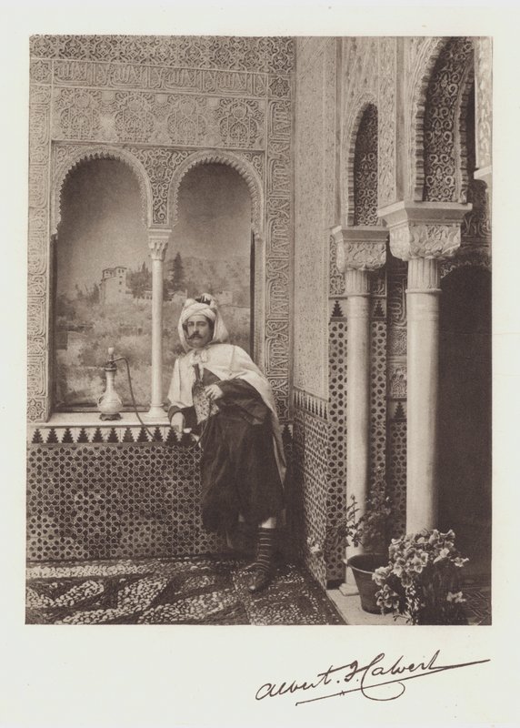 Albert F Calvert, Retrato e Assinatura (cor litho) de Spanish Photographer
