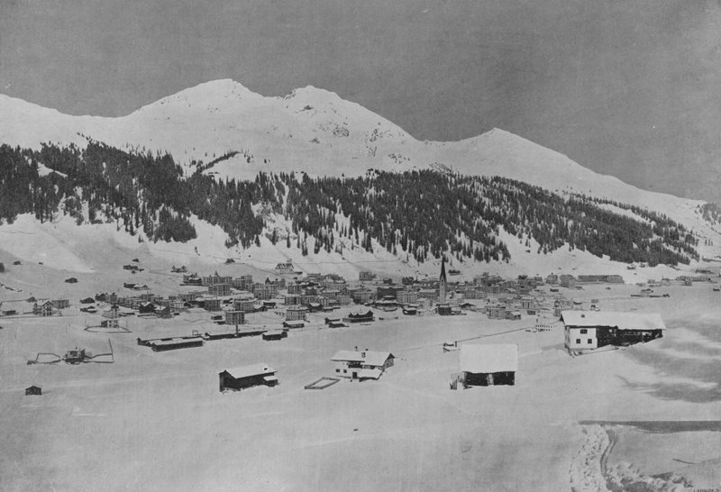 Davos-Platz e o Strelahorn (foto a p/b) de Swiss Photographer