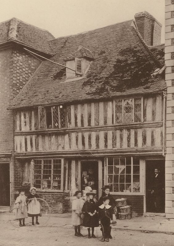 Em Tenterden, Kent (fotografia a preto e branco) de William Galsworthy Davie