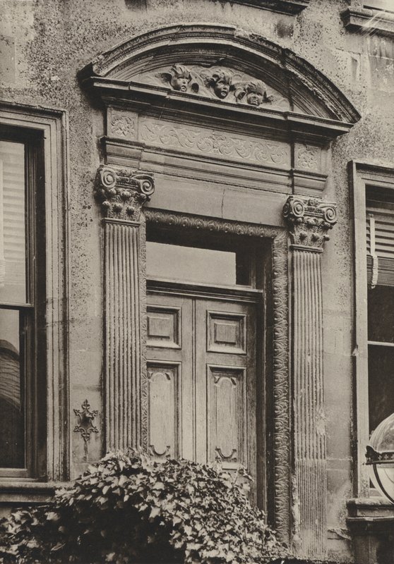 Porta, Chipping Campden, Gloucestershire (foto a p/b) de William Galsworthy Davie