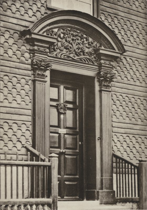 Porta, Cranbrook, Kent (foto a p/b) de William Galsworthy Davie