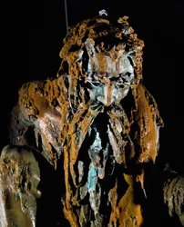 Appennine Colossus, Interpretação livre da obra de Giambologna (1529-1608) para o arquiteto Bernardo Buontalenti (ca 1531-1608) no jardim da Villa Demidoff na Toscana, Itália