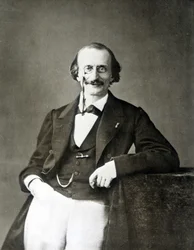 Retrato de Jacques Offenbach (1819-1880), compositor alemão, naturalizado francês por Nadar.