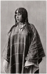 Uma esposa beduína, Iraque, 1925.