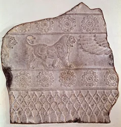 Fragmento de baixo relevo representando um leão andante. De Persepolis (Irã) Epoque Routenide, 460 AC. Seattle, Museu de Arte