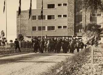 Inauguração dos edifícios do Aeroporto Real "Fausto Pesci" em Bolonha, construído pela Companhia Mauro Toschi fu Ulisse, na presença do Duce Benito Mussolini, 24/10/1936 (foto a p/b)