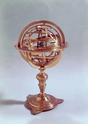 Esfera armilar feita no sistema ptolomaico, Roma, 1648 (latão) (ver também 75480)