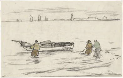 Três homens em pé na água transportam um veleiro para terra