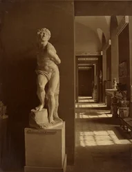 [«O Escravo Rebelde», de Miguel Ângelo, Museu do Louvre]