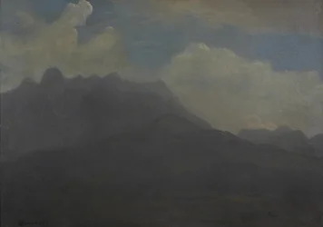 Montanhas e sopés de montanhas