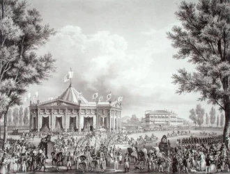 Procissão passando pelo pavilhão erguido por ocasião da coroação de Fernando I (1793-1875)