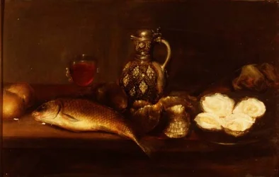 Um pequeno-almoço de natureza morta com um jarro de grés, peixe e ostras.