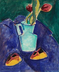 Tulipas num vaso verde