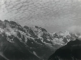 Mid Snow and Ice, 1894, impresso em 192039.