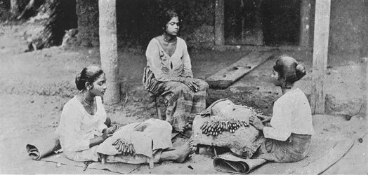 Fabricantes de rendas. - Ceilão Lace é inteiramente feito à mão, c1890, 1910