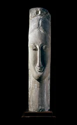 Testa di donna. A cabeça da mulher. Escultura de Amedeo Modigliani (1884-1920)