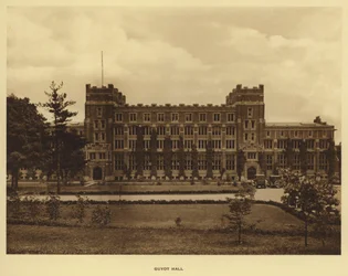Universidade de Princeton: Guyot Hall (foto a p/b)