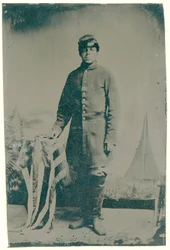 Charles H. Arnum, soldado do 54º Regimento de Infantaria Voluntário de Massachusetts, 1864 (foto tipo foto)