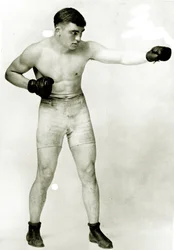 Leo Houck, 1911 (foto sépia)
