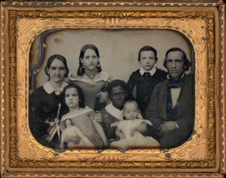 Retrato de uma família, década de 1860 (foto)