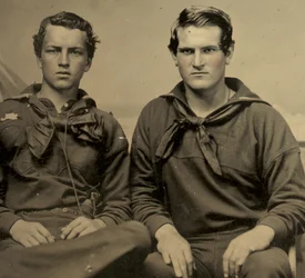 Retrato de dois marinheiros em Uniforme da União, c.1861 (foto tipo foto)