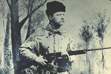Theodore Roosevelt em traje de caça, c. 1885