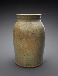 Batedeira, c. 1865-1900 (grés vitrificado alcalino)