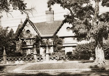 Pickering House, Salem, Massachusetts, 1915 (gravura intaglio em tom sépia)