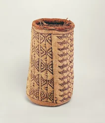 Cesta de carteira Wasco, da costa noroeste americana (fibra tecida)