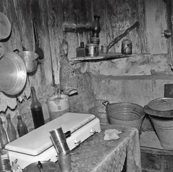 TRABALHADOR DE COZINHA, Crotone
