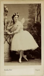 Retrato da bailarina de ballet Marfa Muravyeva 1838-1879 no bailado Diavolina..., 1863
