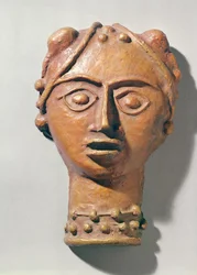 Cabeça de mulher (bronze)