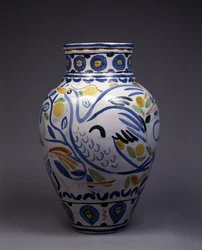 Jarra de majólica pintada e decorada com um pássaro (cerâmica)
