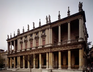 Fachada do Palácio Chiericati