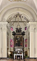 Vista do presbítero, Igreja de Santi Nazaro e Celso, Brienno, Como, Lombardia, Itália (foto)