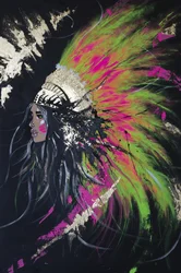Coroa de penas coloridas
