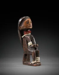 Tubo (madeira com contas de vidro)