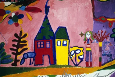Desenho de crianças da Rousse Cross School representando pássaros, uma menina e uma casa. Saint Brieuc, Saint-Brieuc.