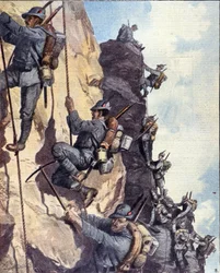 Primeira Guerra Mundial: "Caçadores alpinos italianos (alpino ou alpini) escalando um muro nos Alpes italianos