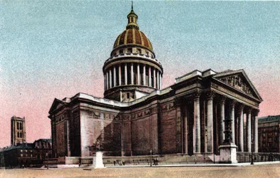 Paris: vista exterior do Pantheon construído em 1757-1790 por Jacques Germain Soufflot (1713-1780). Fotografia de 1920 no "Álbum Artístico" da cidade de Paris. Coleção particular.