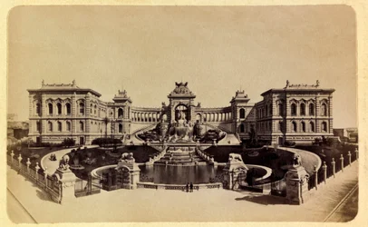 A cidade de Marselha e seus arredores por volta de 1885 -1890: O Palácio Lonchamp (Museu de Belas Artes), Coleção Particular